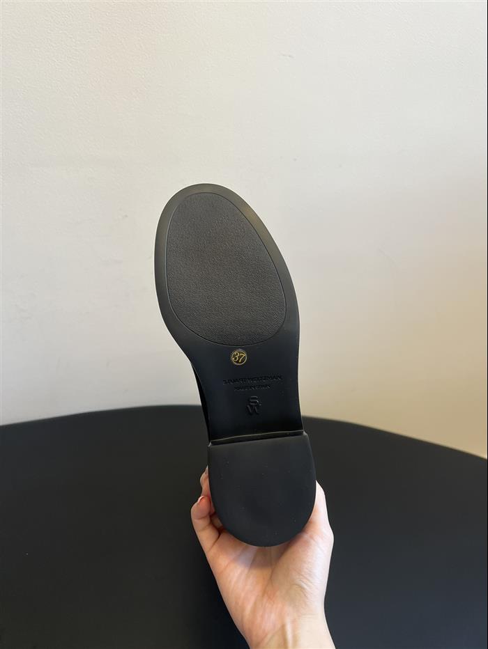 20251128173018673 520